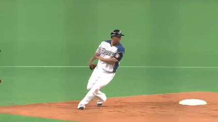 ４回裏１連打１塁２塁 (2)