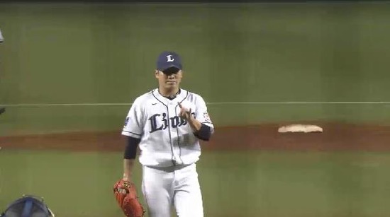 ９回表３竹原三振 (2)