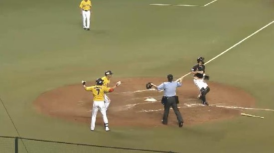 ３回裏１浅村マルチ森タイムリー (2)