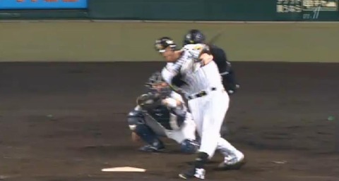 ９回裏２マートン三振