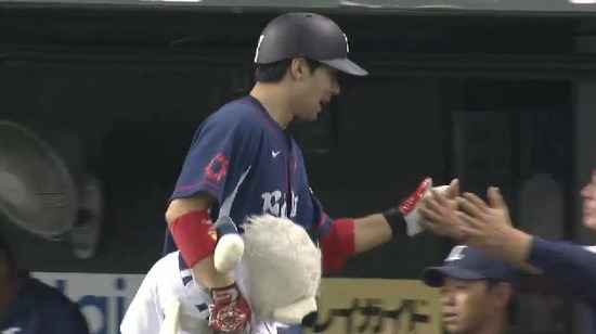 2回裏1炭谷6号 (2)