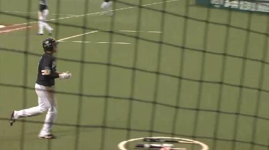 ７回表３長谷川投手ゴロ1点 (2)