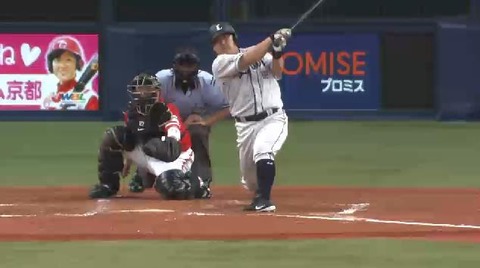 3回表2栗山おかわり外野フライ1点 (2)