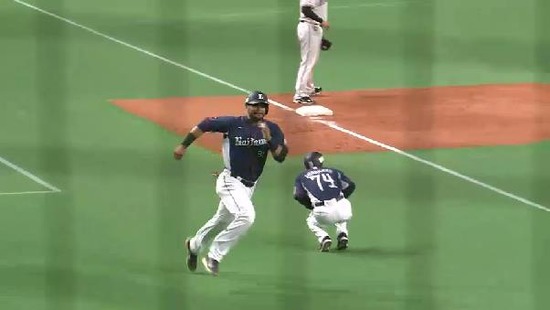 ５回表５炭谷タイムリー (5)