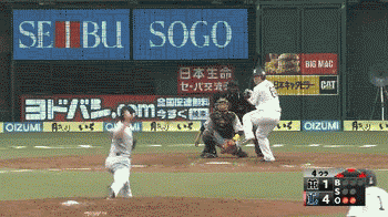 ４回裏４おかわり満塁弾 (1)