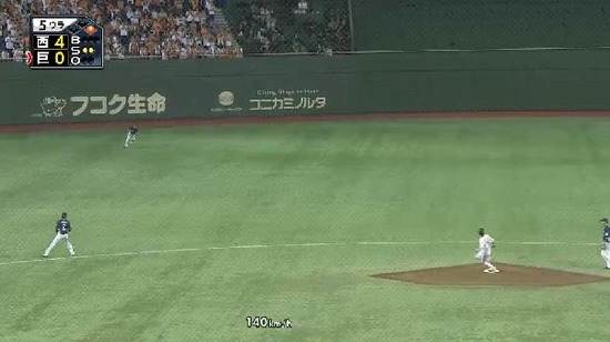 ５回裏２アンダーソンヒット０アウト１塁２塁 (2)