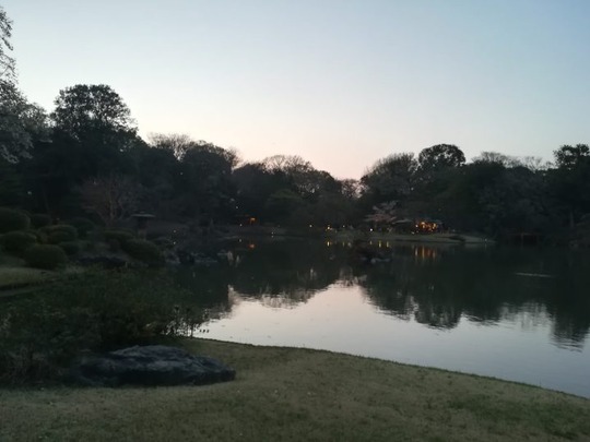 六義園庭園