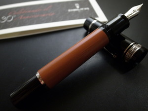 af3fd933-s.jpg