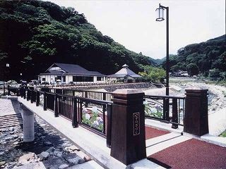 Itamuro_Onsen-Resized