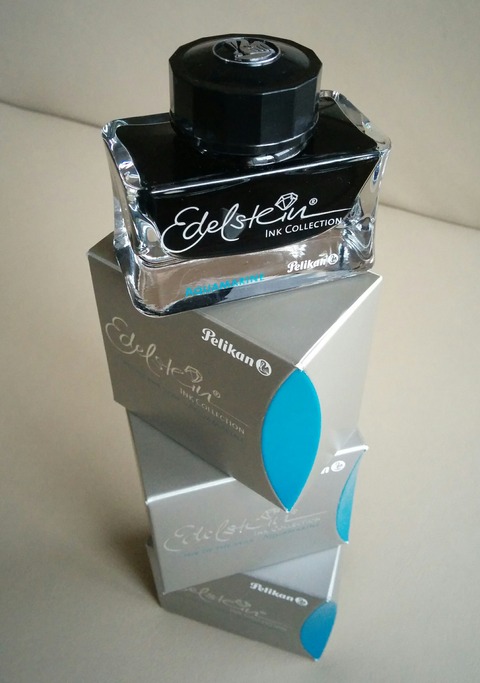 感動と実用を両立したインク Pelikan Edelstein Aquamarine : スティロ