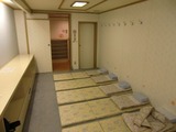 8人部屋2等