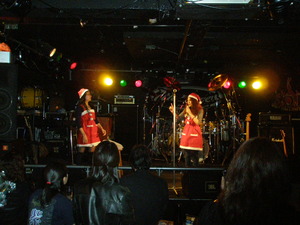 20111218214226FE240／X795