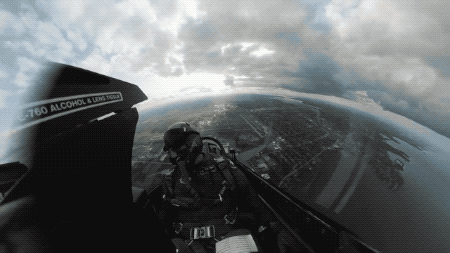 f-16-gif-01a