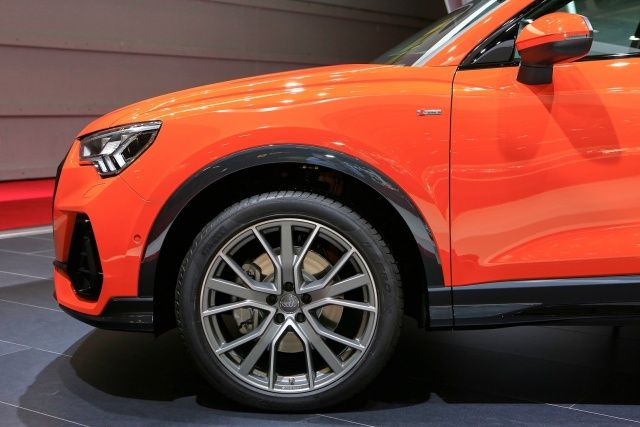 parisian_auto_show_audi_01