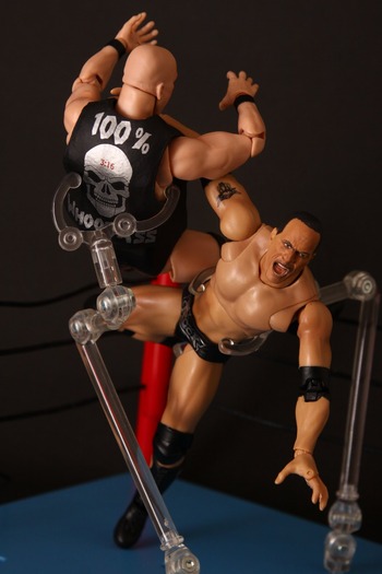 figuaartsStonecold25