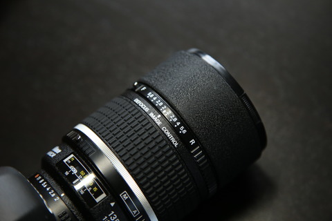 【Nikonレンズ一本目】Ai AF DC-Nikkor 135mm f/2 : カメラと星景 【Nikonレンズ一本目】Ai AF DC-Nikkor 135mm f/2 : カメラと星景