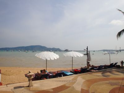 chalong_400