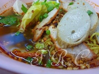 プーケット夜遊びツアーゴーゴーバー置屋