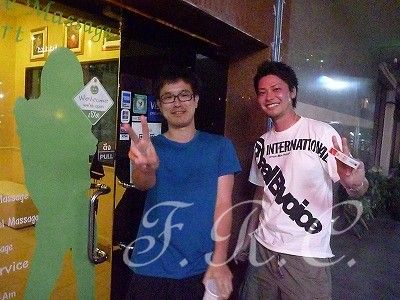 プーケット夜遊びツアーゴーゴーバー置屋
