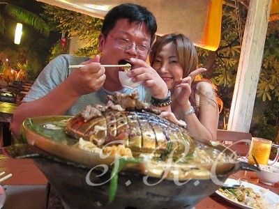 プーケット夜遊びツアーゴーゴーバー置屋