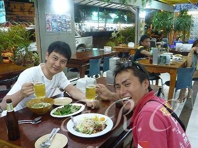 プーケット夜遊びツアーゴーゴーバー置屋
