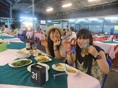 プーケット夜遊びツアーゴーゴーバー置屋