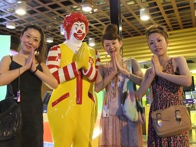 プーケット夜遊びツアーゴーゴーバー置屋