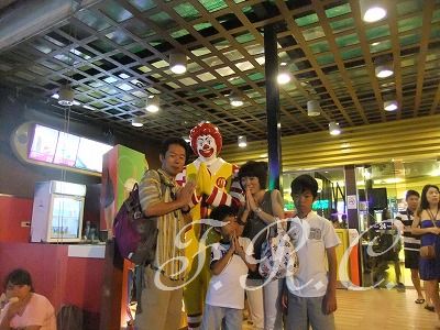 プーケット象乗りピピ島ショッピング夜遊びナイトライフ観光地