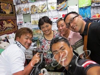 プーケットタウン夜遊びツアーパトンナイト