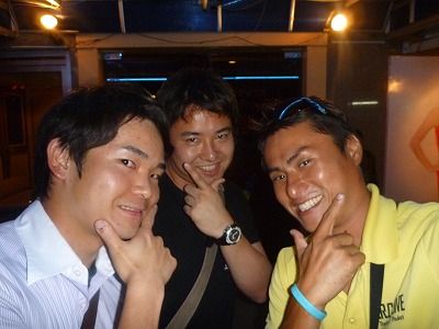 プーケット夜遊びツアーゴーゴーバー置屋