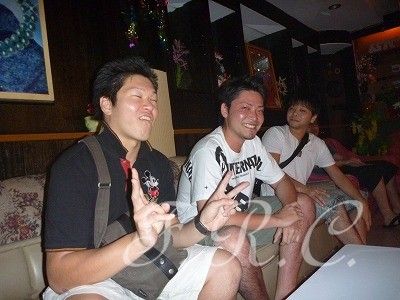 プーケット夜遊びツアーゴーゴーバー置屋