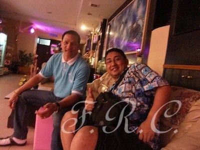 プーケット夜遊びツアーゴーゴーバー置屋