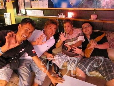 プーケット夜遊びツアーゴーゴーバー置屋