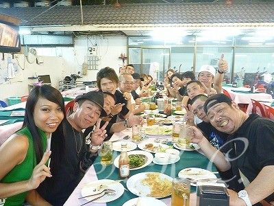プーケットタウン夜遊びツアーパトンナイト