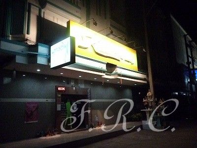 プーケット夜遊びツアーゴーゴーバー置屋