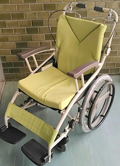 歩行車椅子 『あい＆ゆうき』 要介護1でも利用可の歩行器 : 物 の ちから