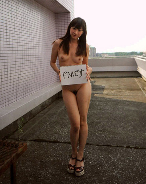 M女　裸 