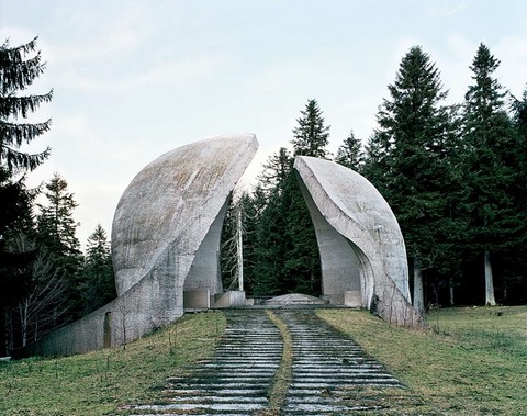 Spomenik_07