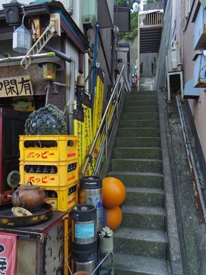 横須賀の街角
