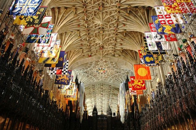 1200px-Castell_de_Windsor_-_Capella_de_Sant_Jordi
