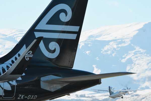 ニュージーランド航空とアコーホテルズがアンケート調査実施　70周年記念モデルプレーンなどプレゼント