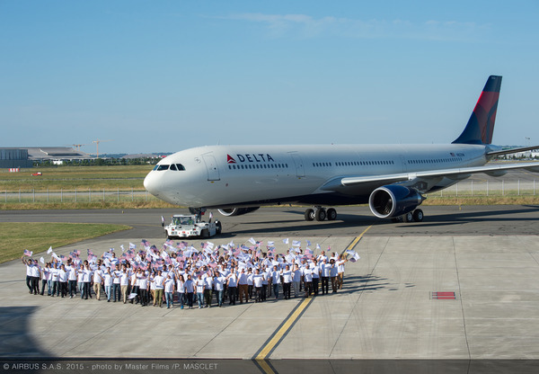 デルタ航空、エアバスA330-300型機を受領　ノースウエスト航空と合併後初購入