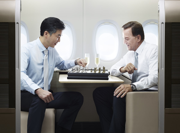 A380_Asiana_First_class__Buddy_Seat_Chess