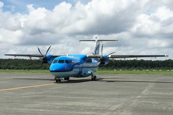 天草エアライン、日本初導入のATR42−600機が熊本に到着