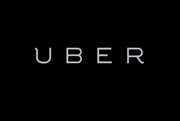ハイヤー配車サービス「Uber」、羽田空港発着の定額料金制度を開始