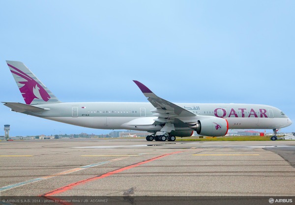 1st_A350_QTR_ROLL_OUT_01