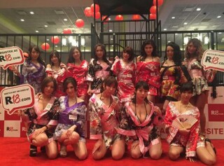 sm160208-hitomi-02s-320x237.jpeg