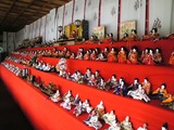 雛壇1