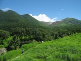 三股山を臨む