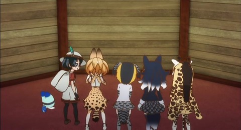 カバンちゃんに慰められるサーバルちゃん